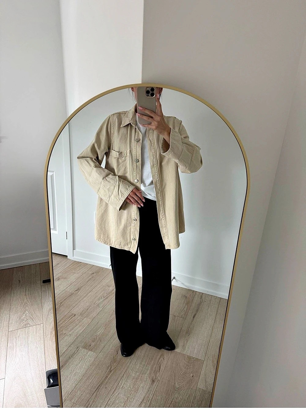 Zara Utility Jacket in Beige Size Small Like New
